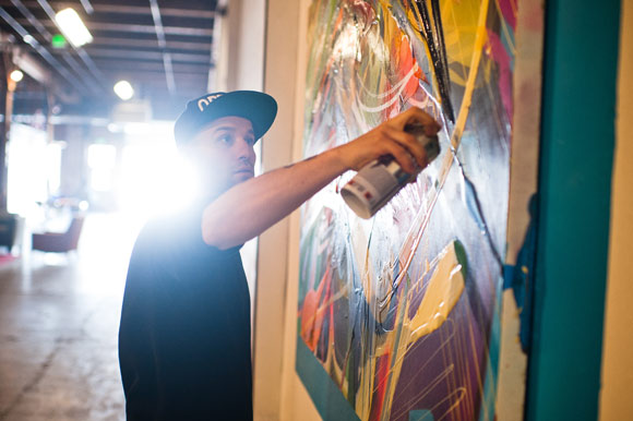 Jolt uses spray paint as his main art medium.