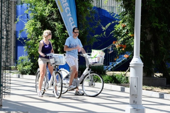Crowdfunding tallied $100,000 for Kansas City's bike-sharing program.