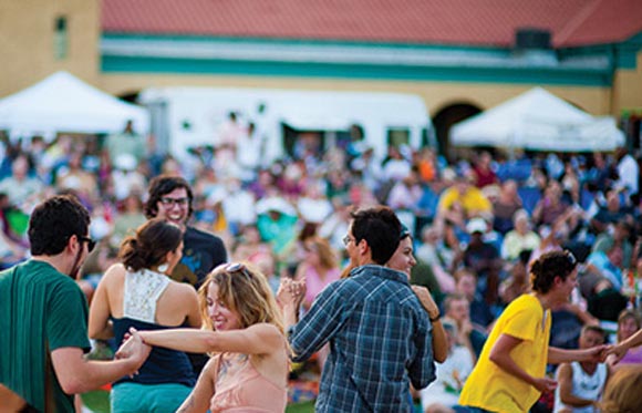 People enjoying City Park Jazz.