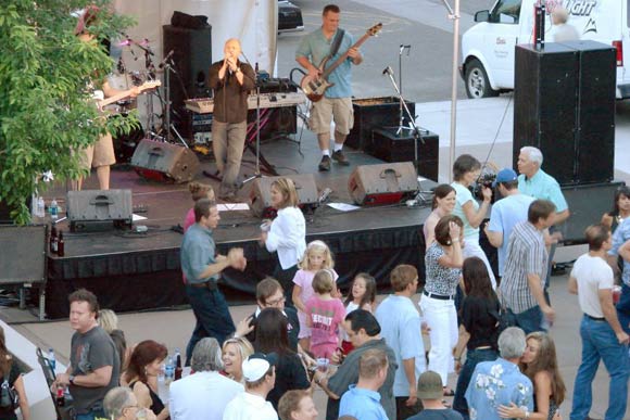 Free concerts at Elway's in Cherry Creek.