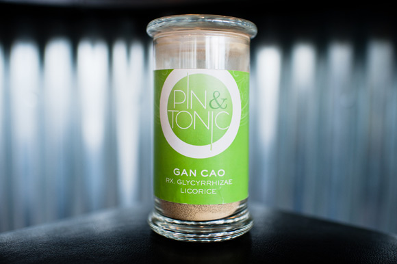 Pin & Tonic uses more than a 100 different Chinese herbs.