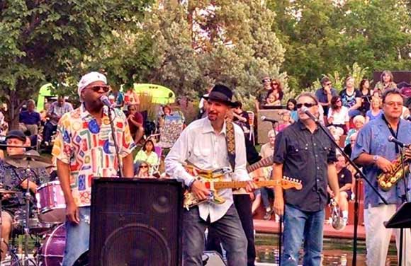 Chris Daniels & The Kings perform with Freddi Gowdy in 2014.